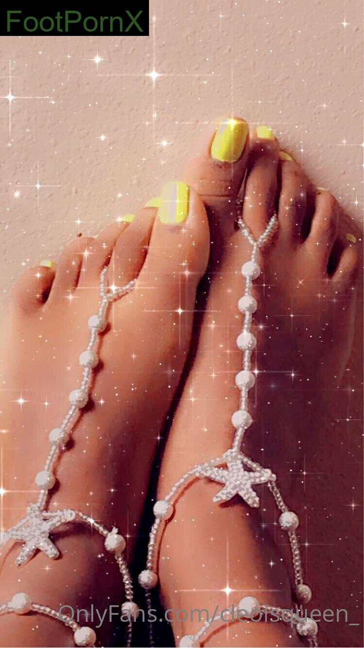 cleoisqueen_ feet