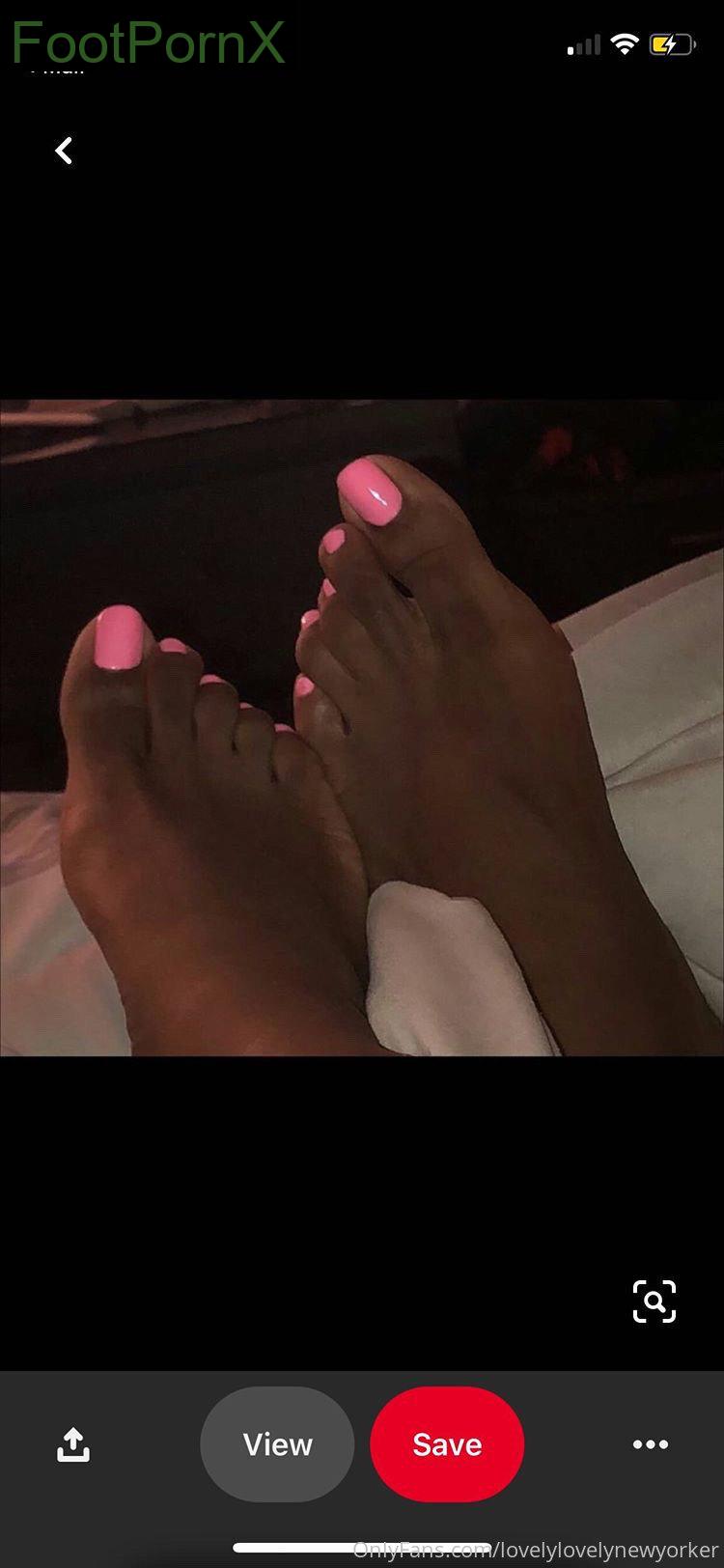 lovelylovelynewyorker feet