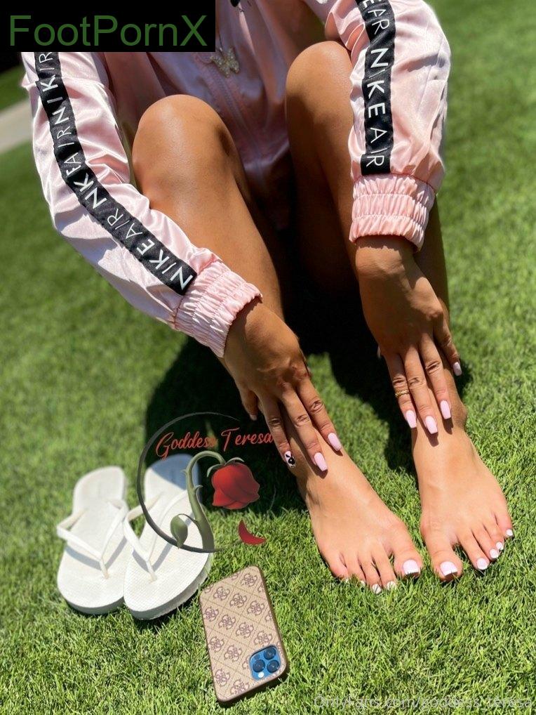 goddess_teresa feet