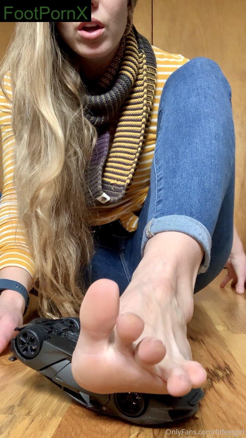 fitfeetgirl feet