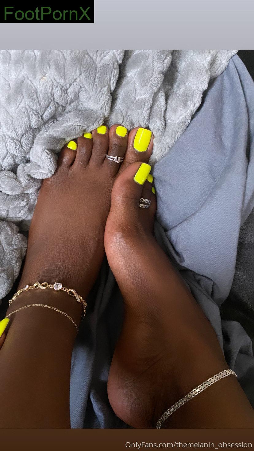 themelanin_obsession feet