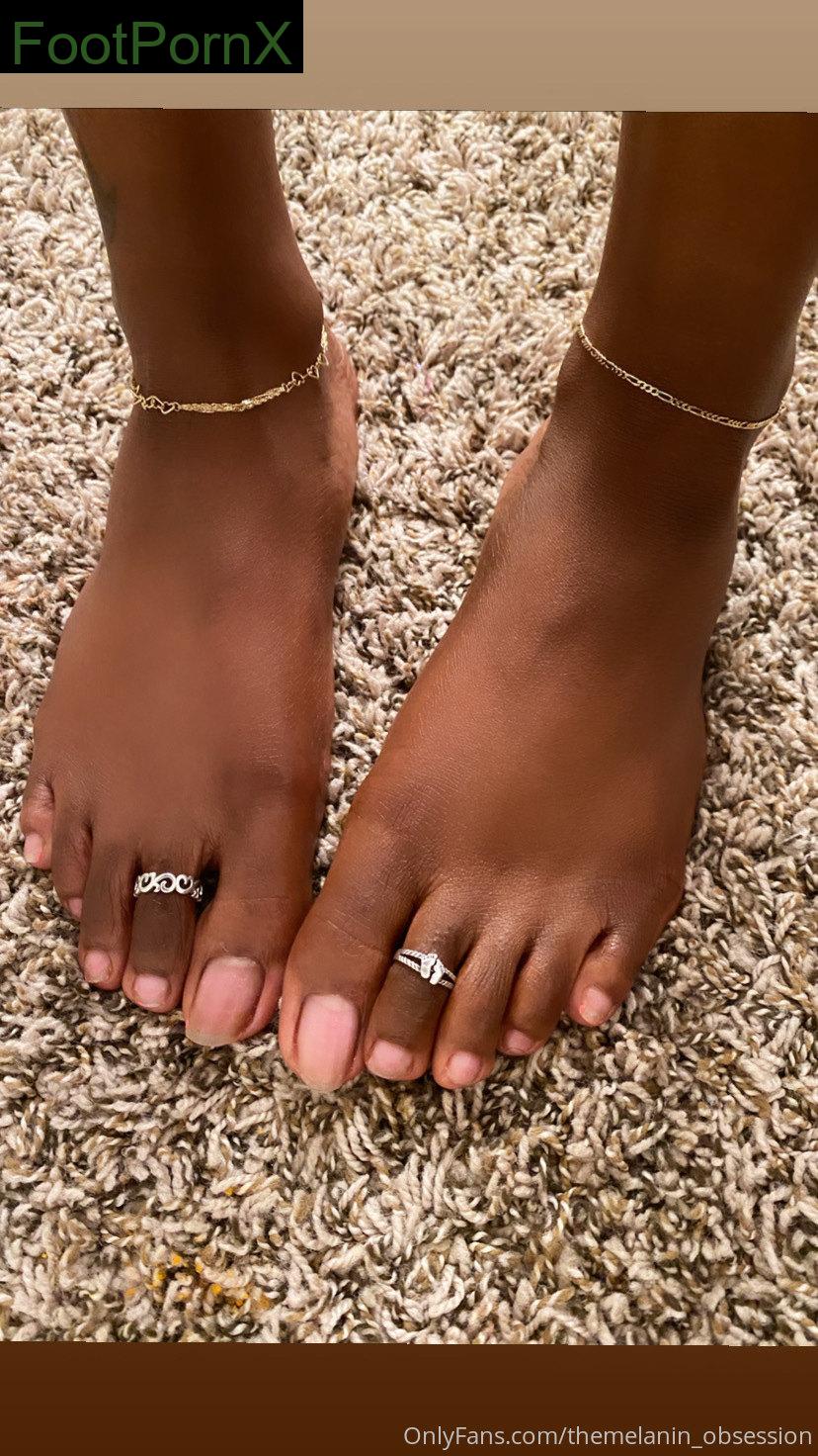 themelanin_obsession feet