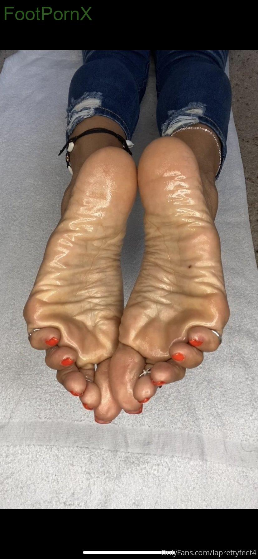 laprettyfeet4 feet