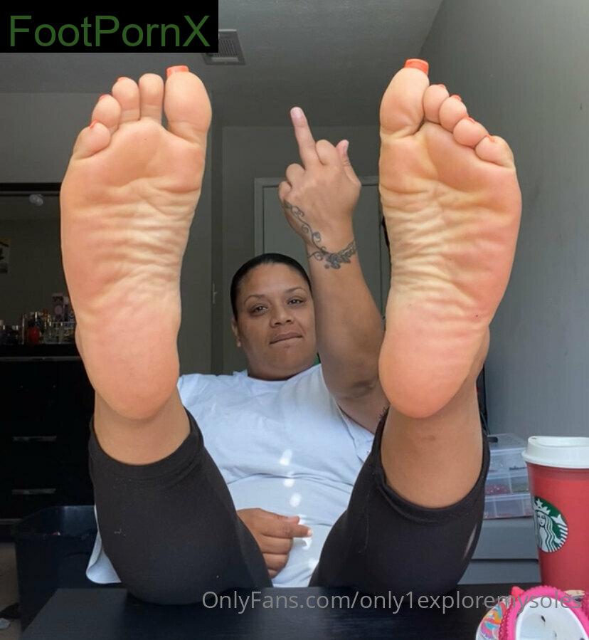 only1exploremysoles feet