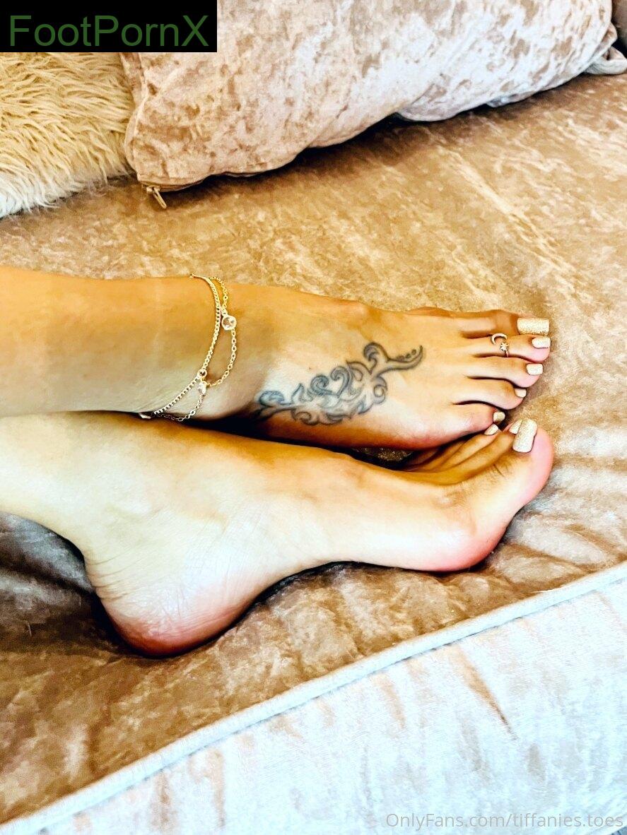 tiffanies.toes feet