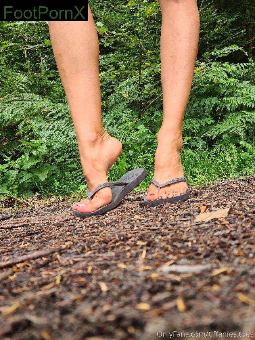 tiffanies.toes feet