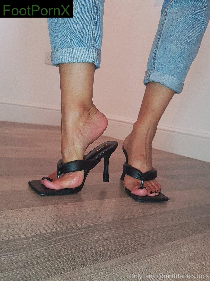 tiffanies.toes feet