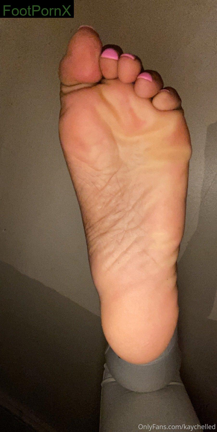 kaychelled feet