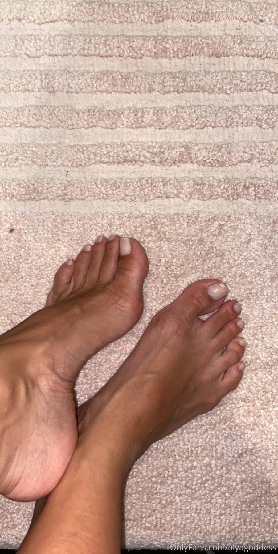 alyagoddess feet