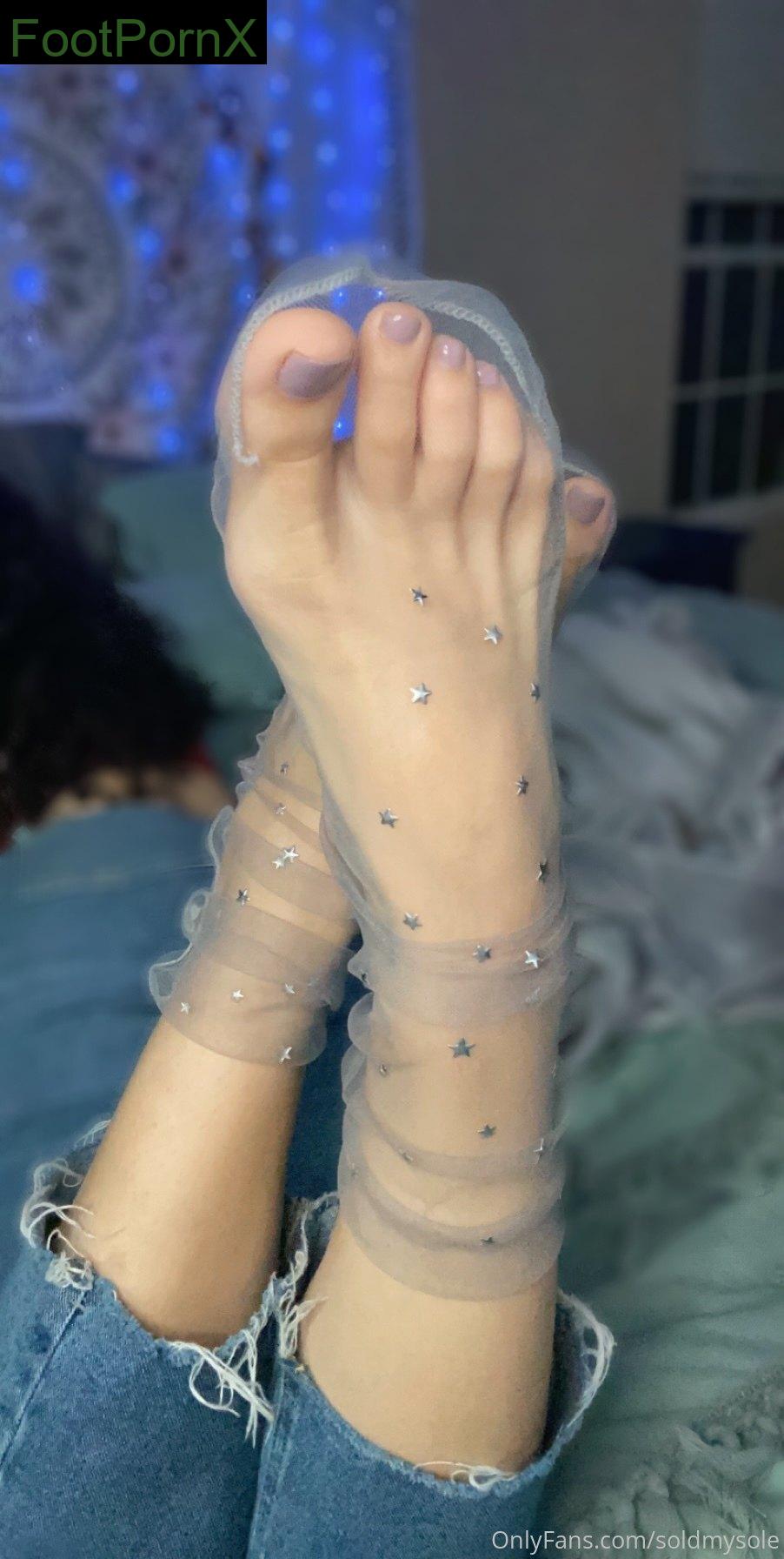 SellMySole - Liv feet