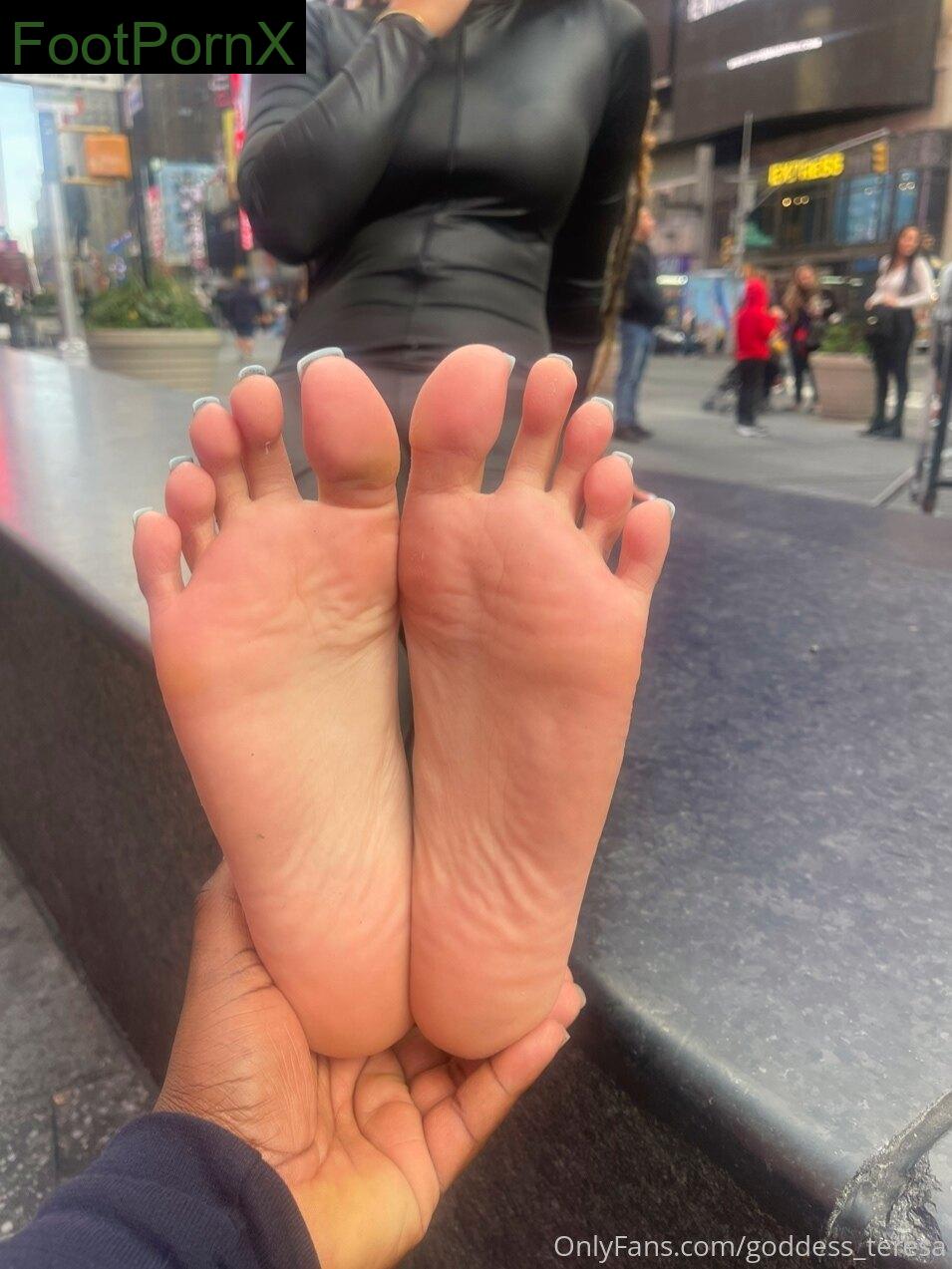 goddess_teresa feet