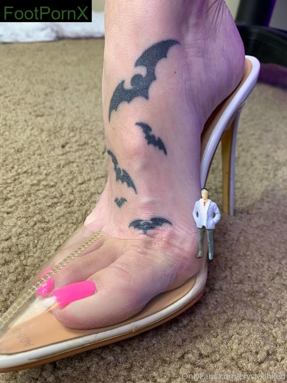 crystalinked feet