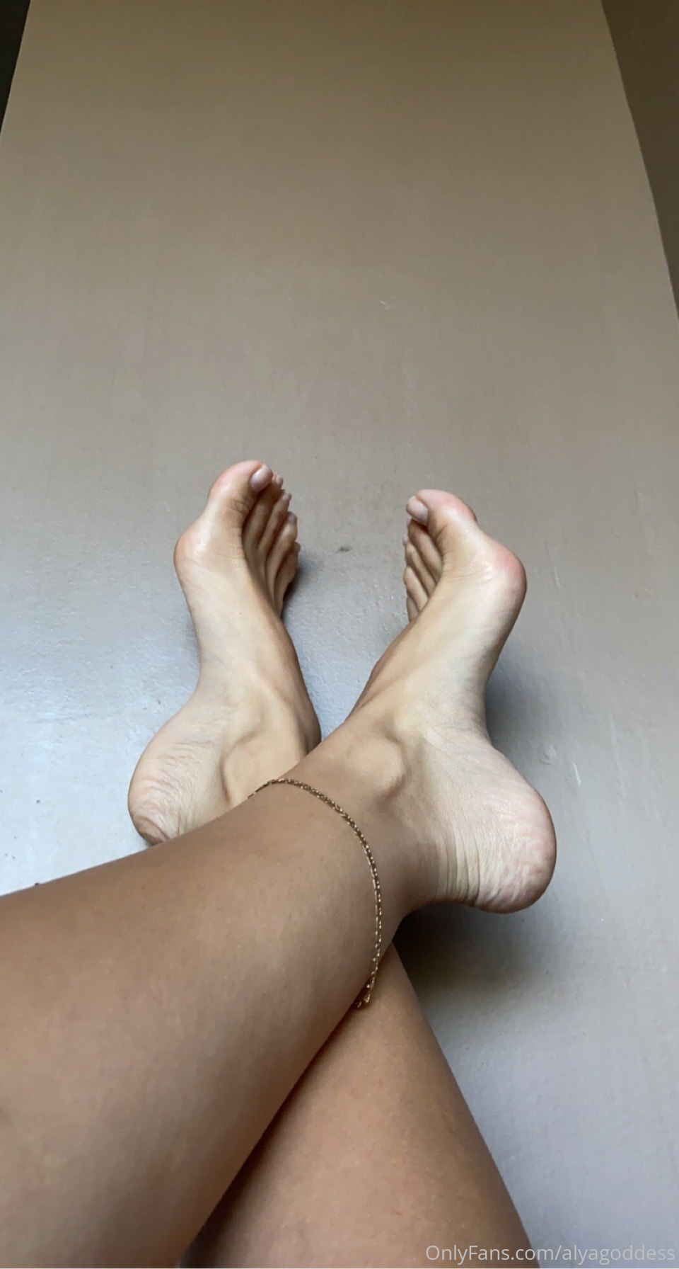 alyagoddess feet