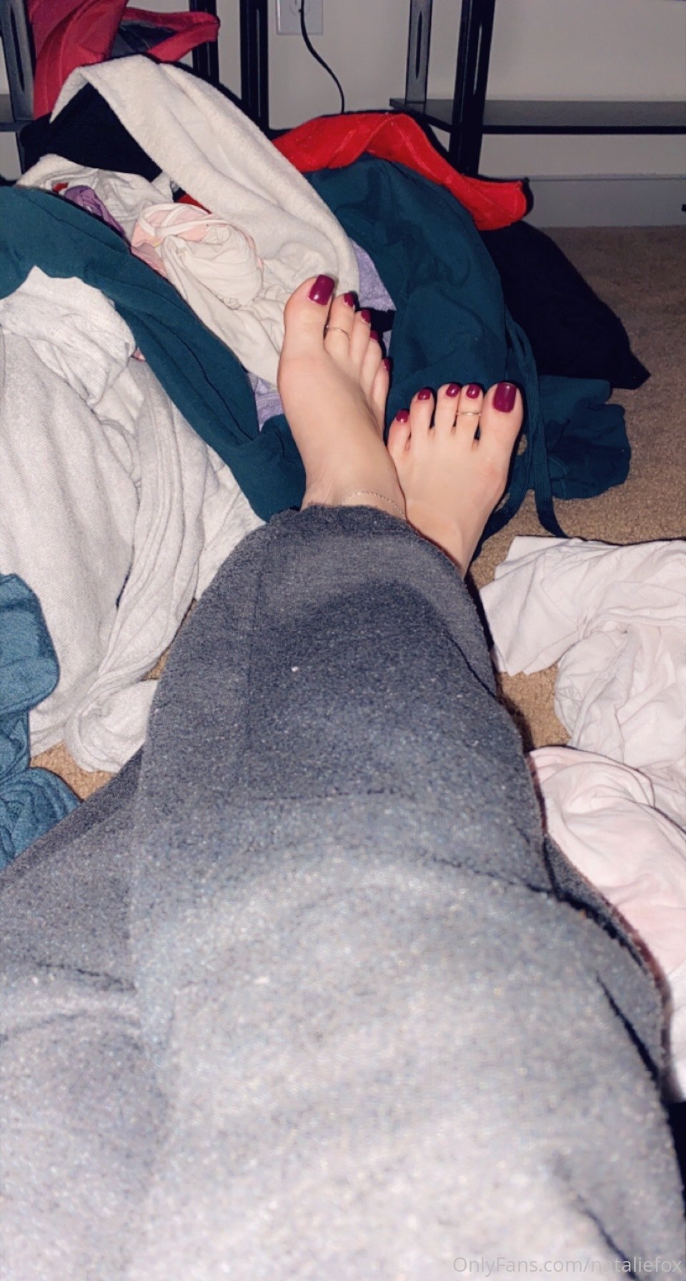 nataliefox feet