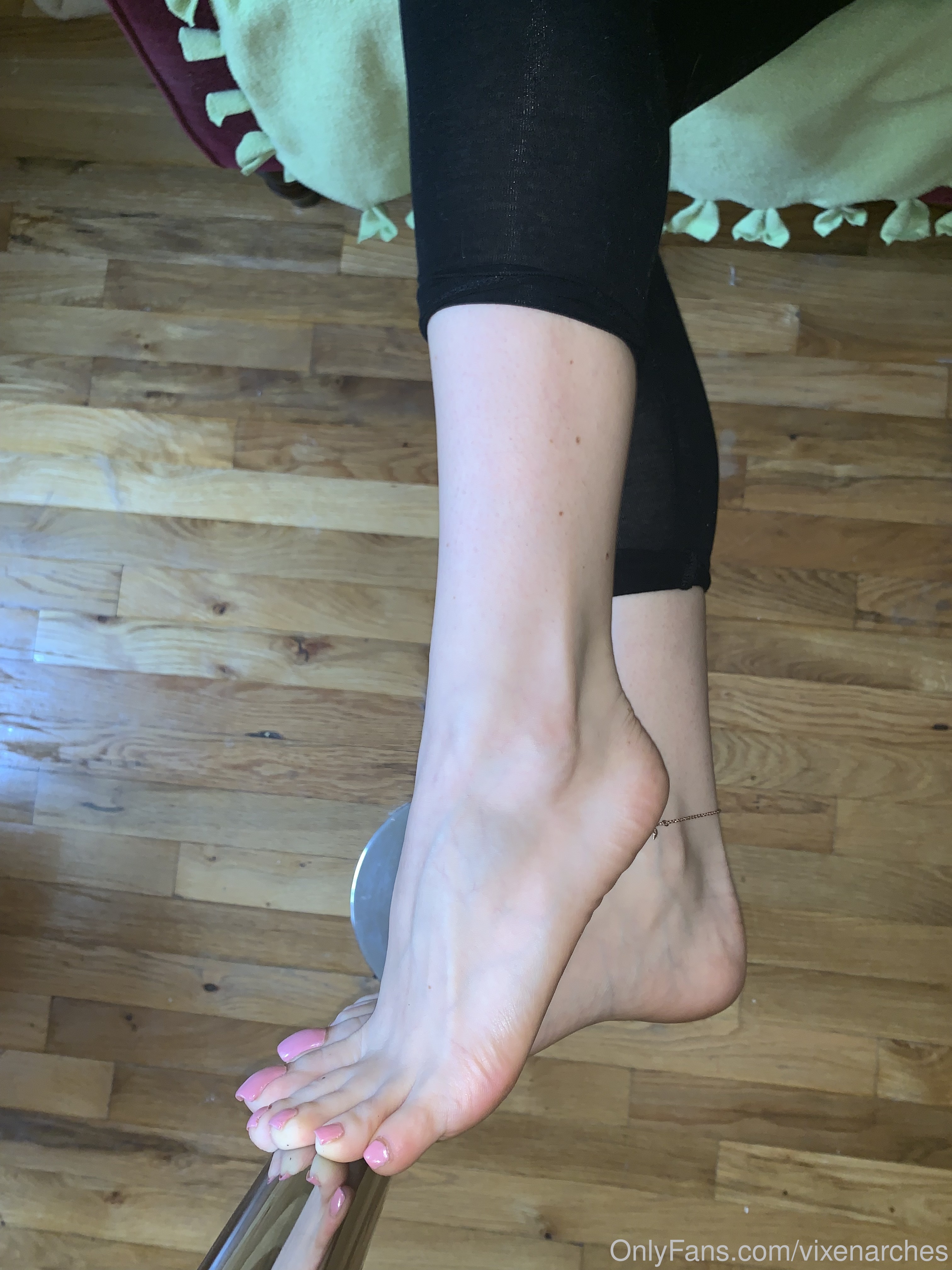 vixenarches feet